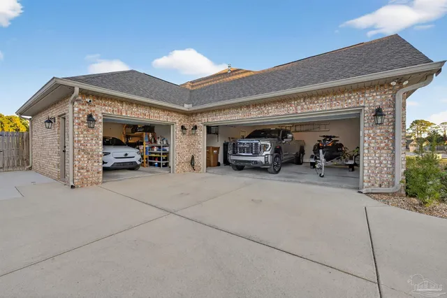 $925,000 | 1346 Lombardy Drive, Gulf Breeze, FL 32563