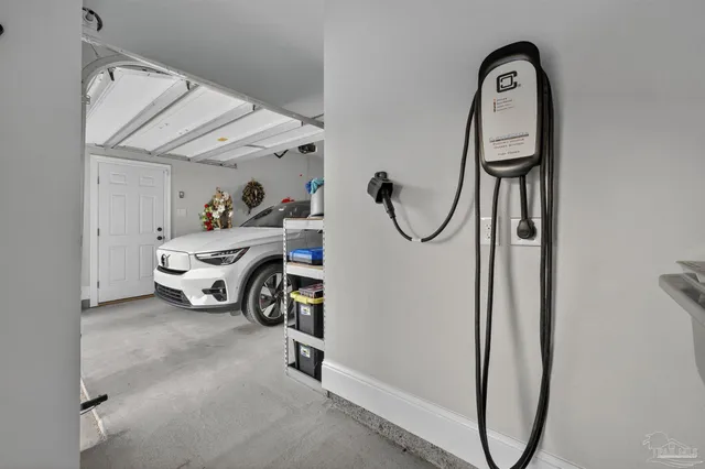 $925,000 | 1346 Lombardy Drive, Gulf Breeze, FL 32563