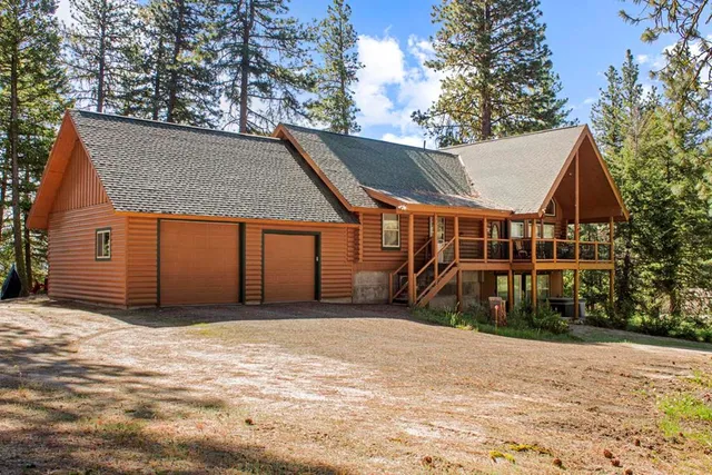 $799,000 | 1650 Crown Point Parkway, Cascade, ID 83611