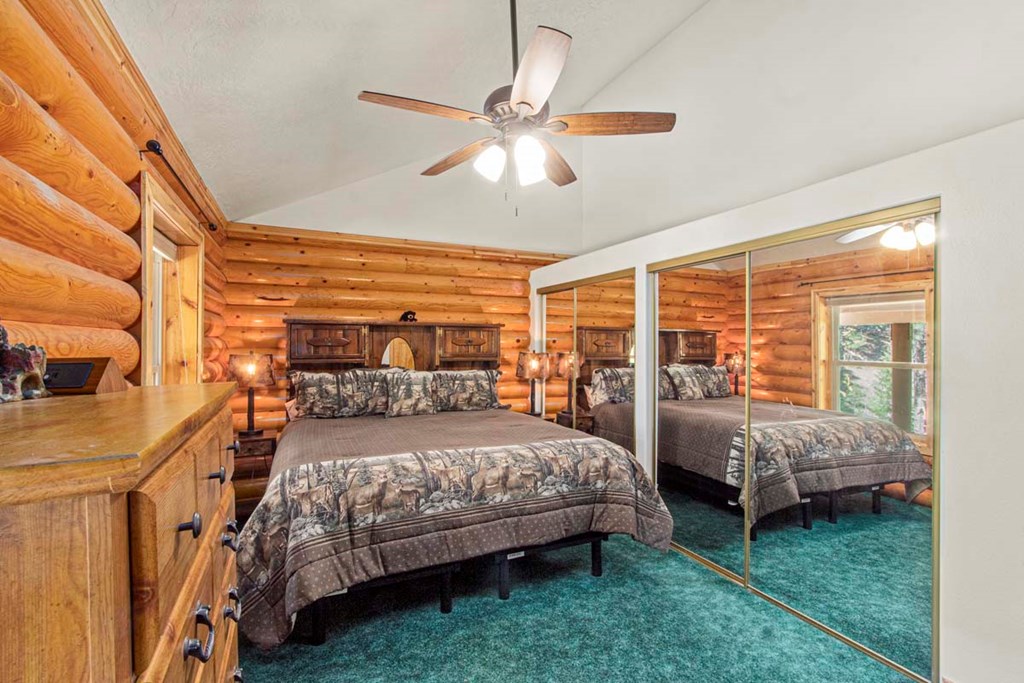 1650 Crown Point Parkway Cascade, ID 83611 - Photo 16 of 40 So Much Storage