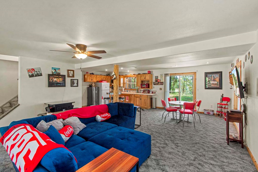 1650 Crown Point Parkway Cascade, ID 83611 - Photo 21 of 40 Full Bath, Main Floor, Primary Bedroom