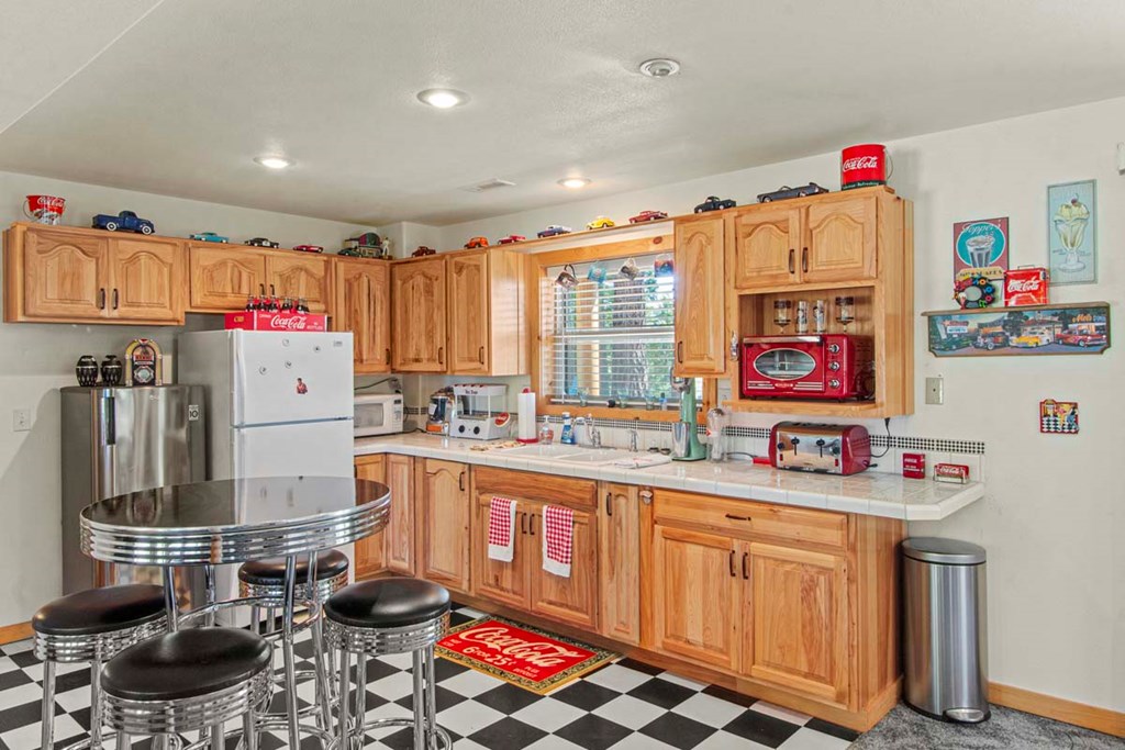 1650 Crown Point Parkway Cascade, ID 83611 - Photo 22 of 40 Half Bath, Main Floor