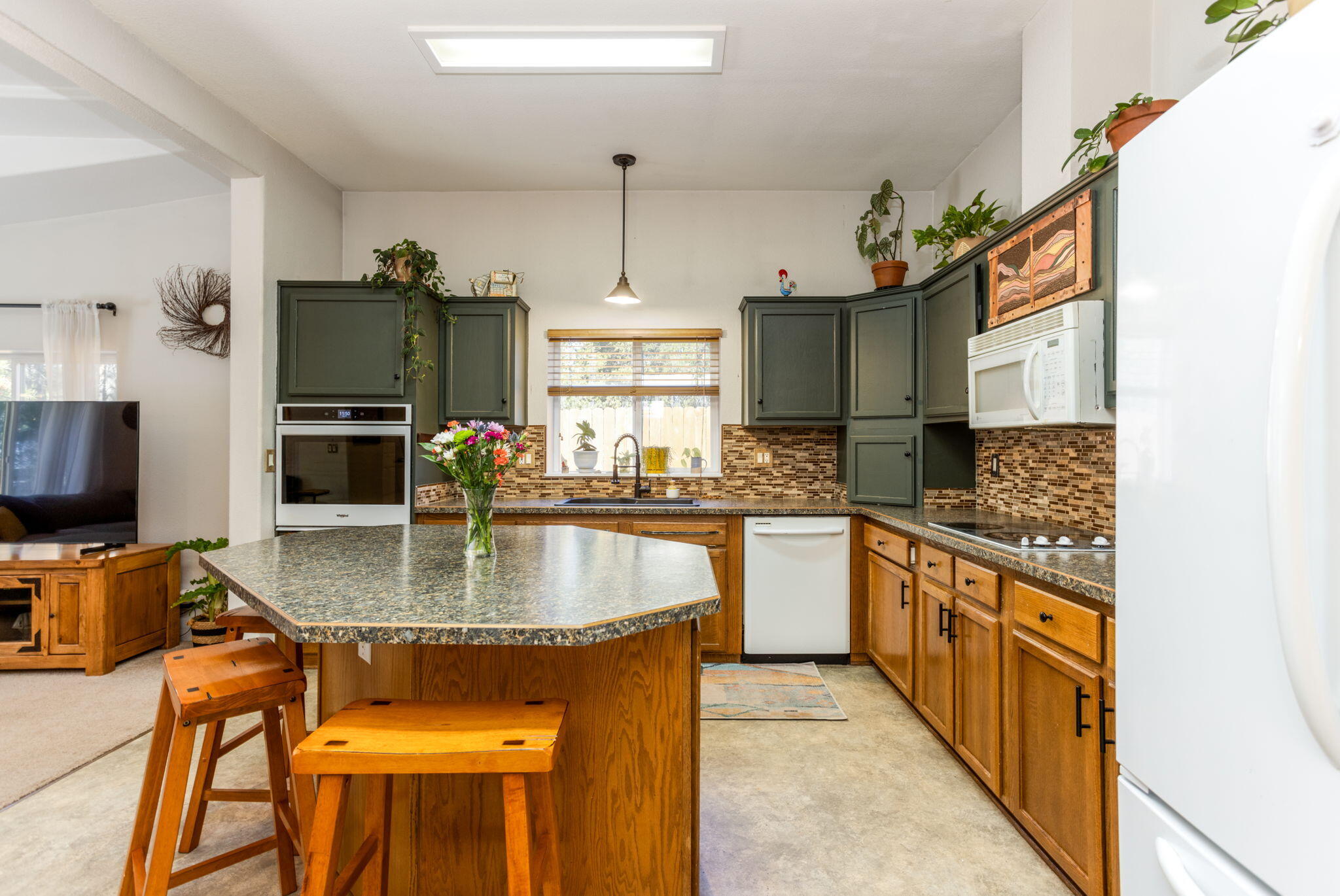 56259 Bufflehead Road Bend, OR 97707 - Photo 14 of 44 23-web-or-mls-56259 Bufflehead Road-22