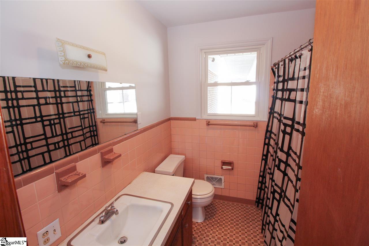 103 Richbourg Road Greenville, SC 29615 - Photo 14 of 36 Gallery Image 14