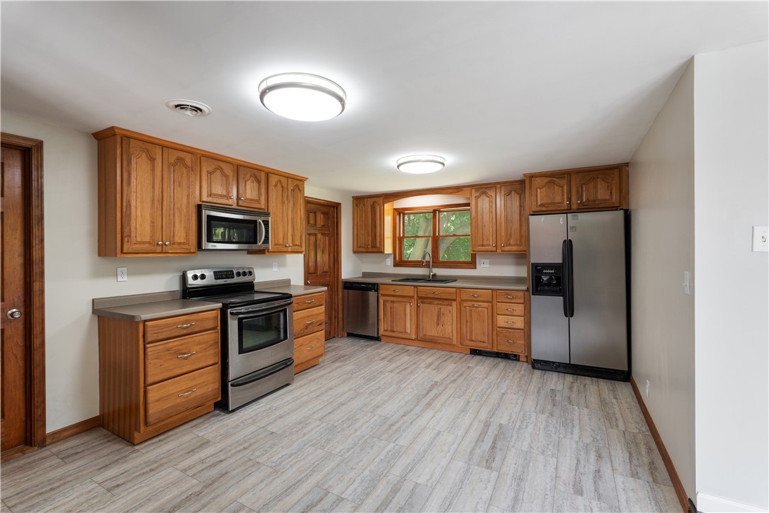 10180 Valley Road Ossian, NY 14437 - Photo 3 of 44