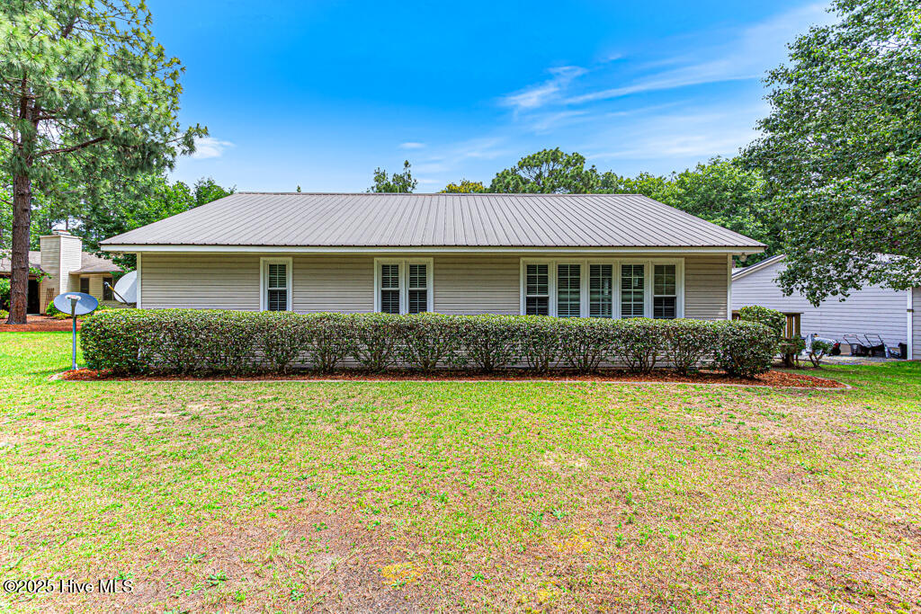 129 Shagbark Road Seven Lakes, NC 27376 - Photo 33 of 40 129 Shagbark Rd-LR-JFP-35