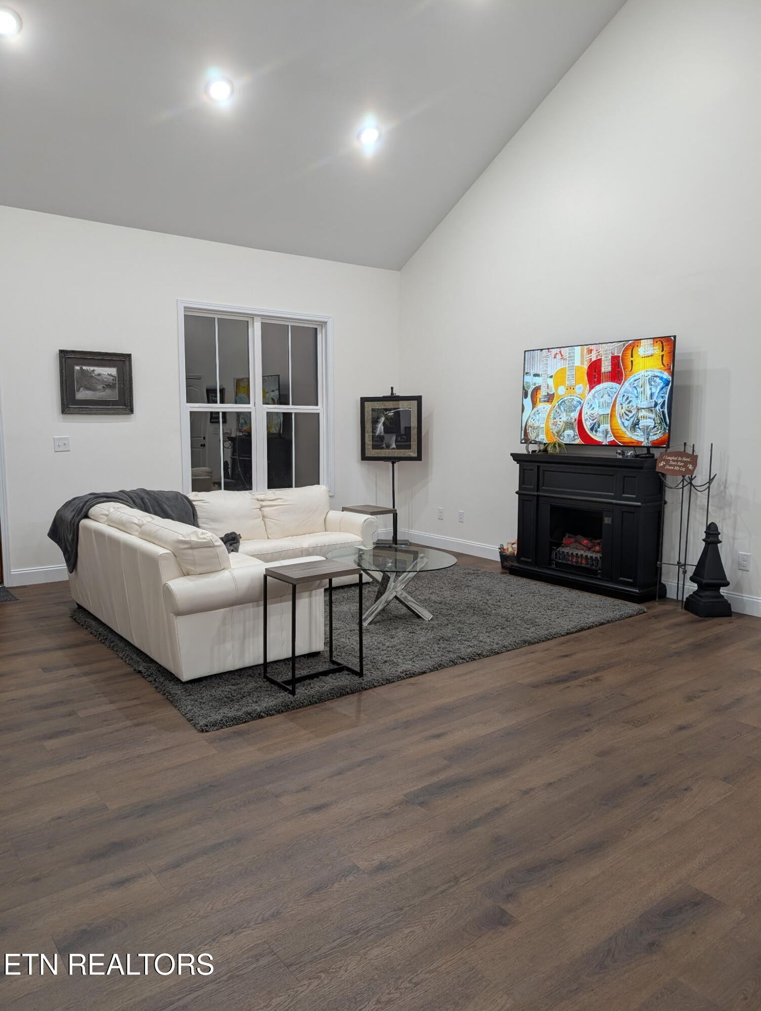 108 Shotgun Annie Road Jamestown, TN 38556 - Photo 8 of 39