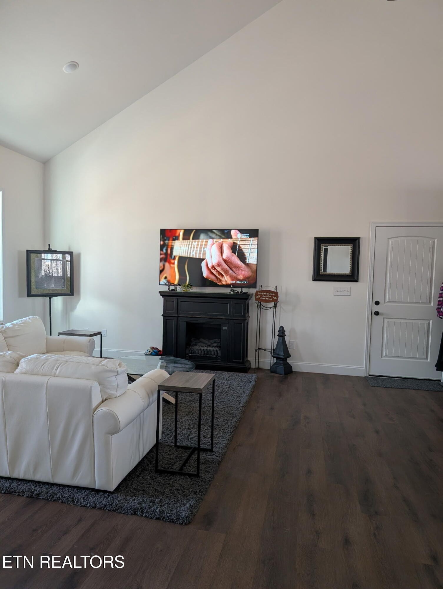 108 Shotgun Annie Road Jamestown, TN 38556 - Photo 9 of 39