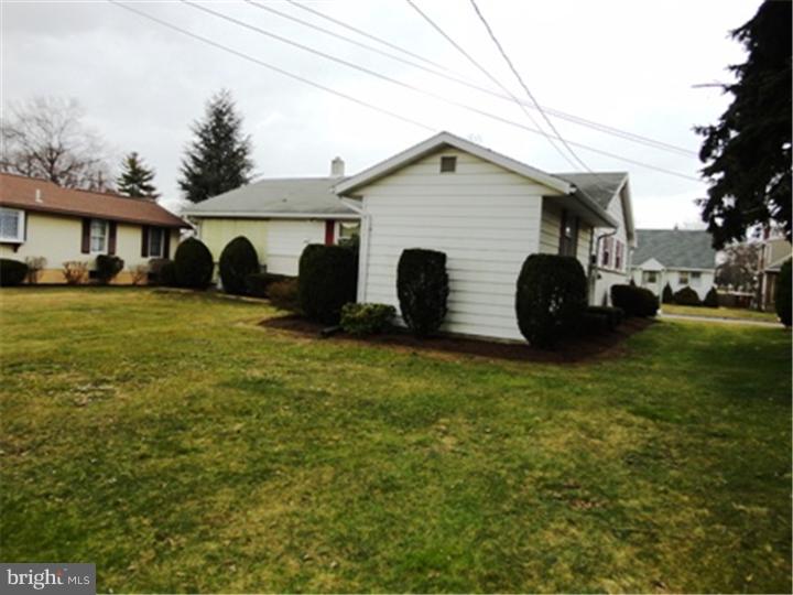 124 Keller Avenue Sinking Spring, PA 19608 - Photo 22 of 25 Exterior Back