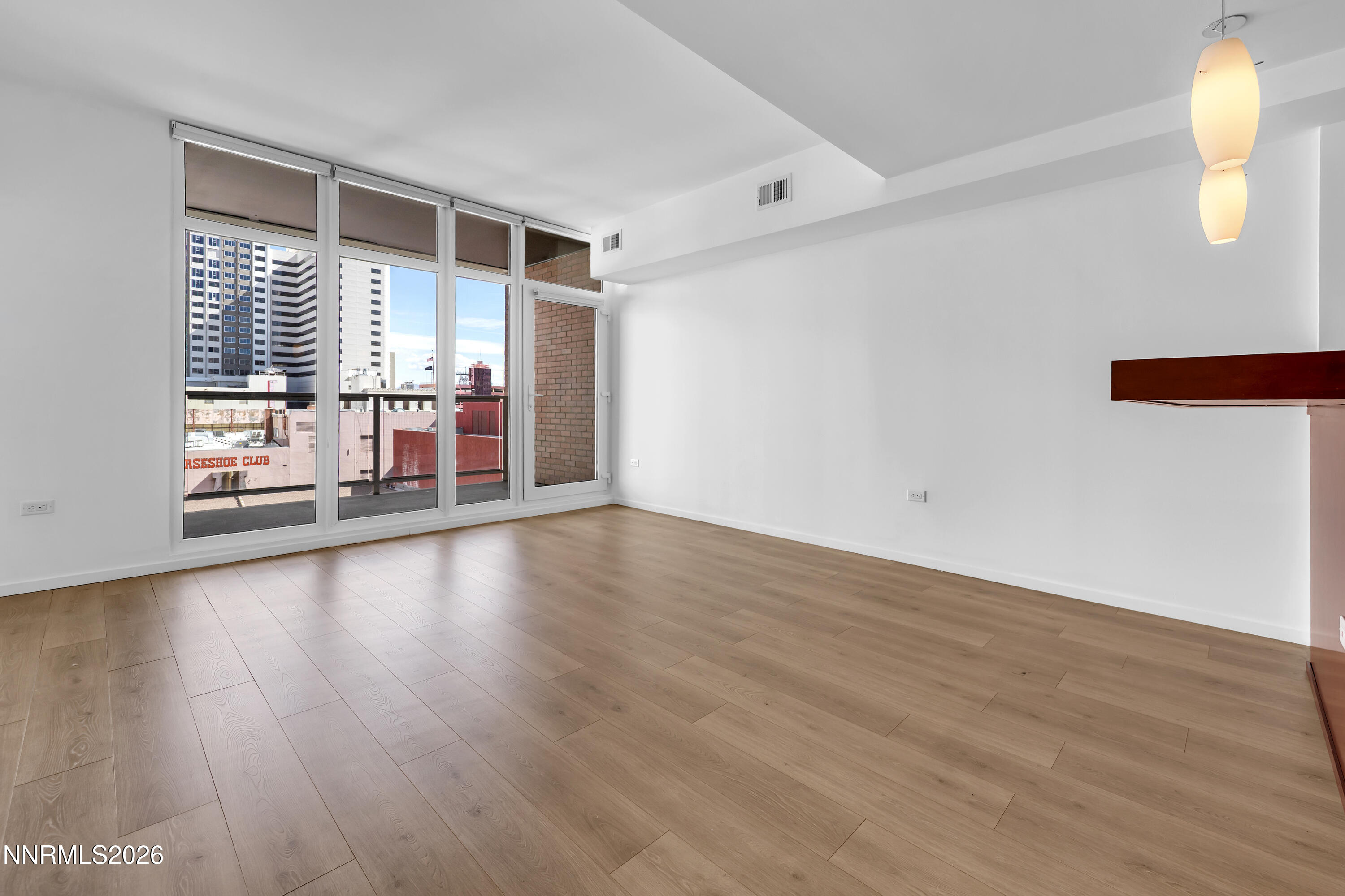 255 North Sierra Street, Unit 511 Reno, NV 89501 - Photo 11 of 37 NSierra255_511-005