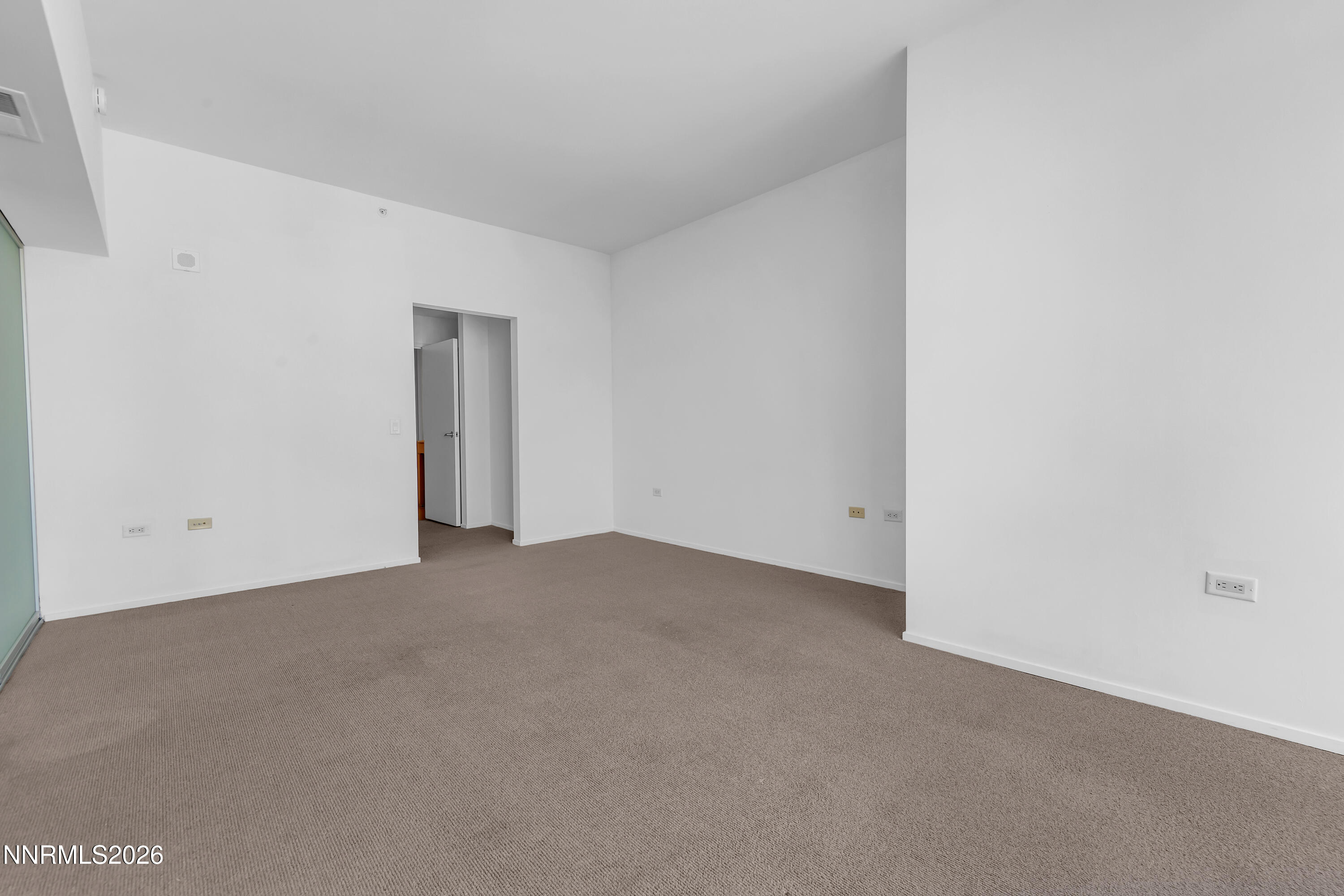 255 North Sierra Street, Unit 511 Reno, NV 89501 - Photo 20 of 37 NSierra255_511-011