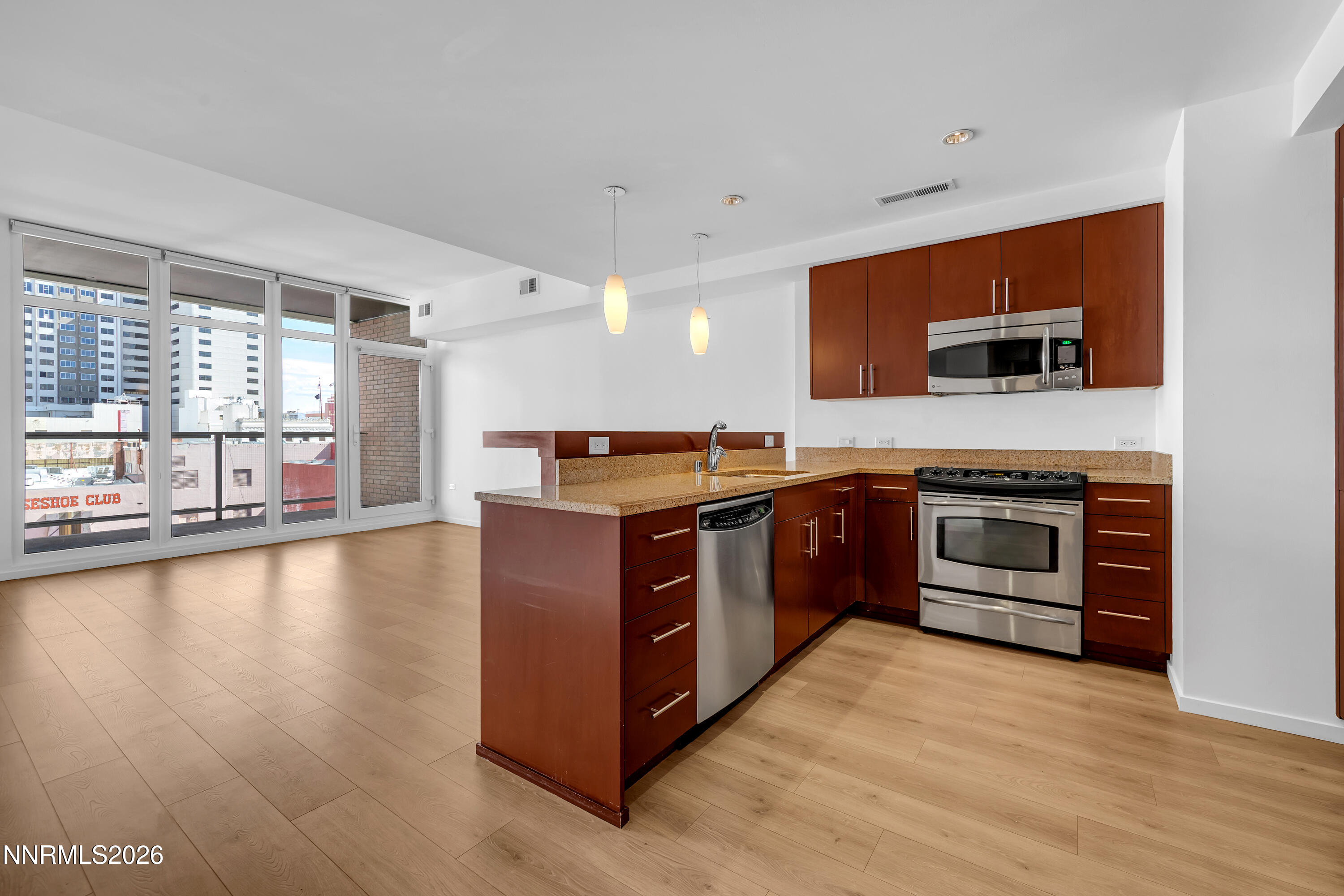 255 North Sierra Street, Unit 511 Reno, NV 89501 - Photo 3 of 37 NSierra255_511-001