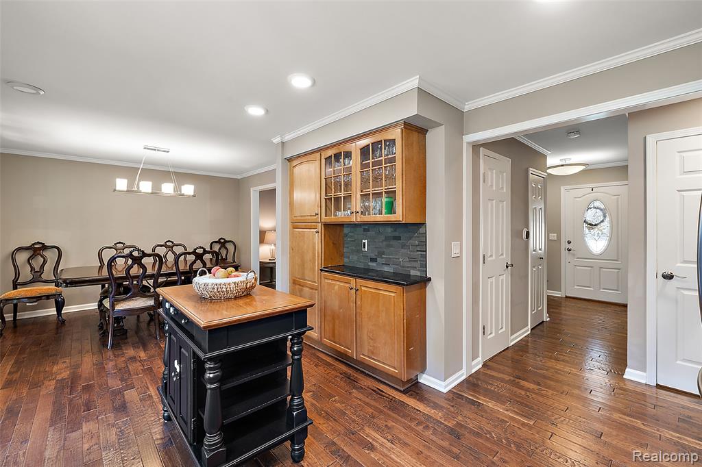 1298 West Fairview Lane Rochester Hills, MI 48306 - Photo 33 of 68