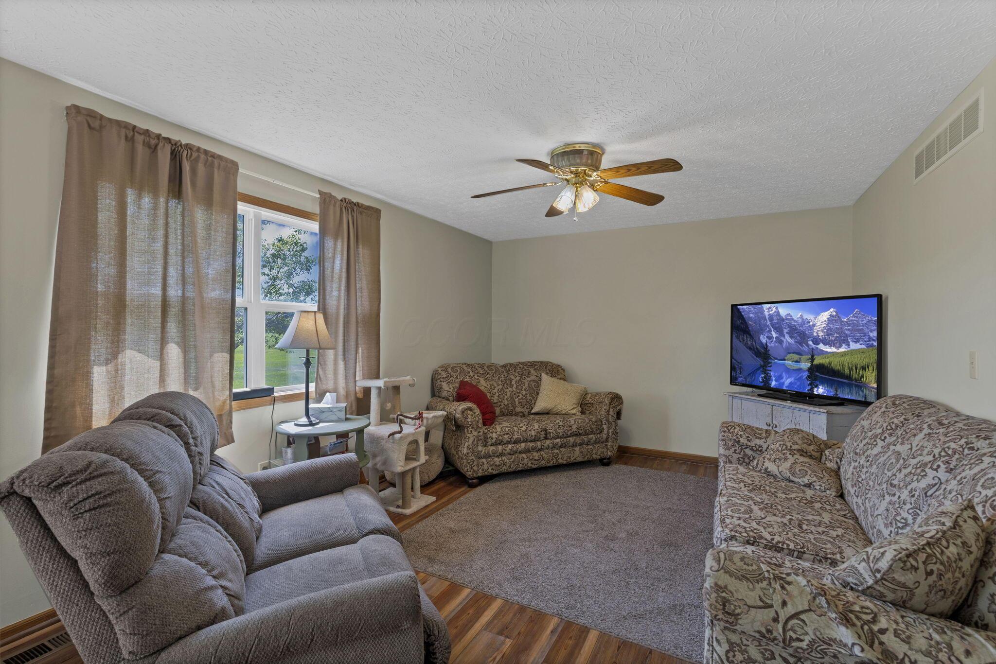 5951 South Fork Road Heath, OH 43056 - Photo 10 of 61