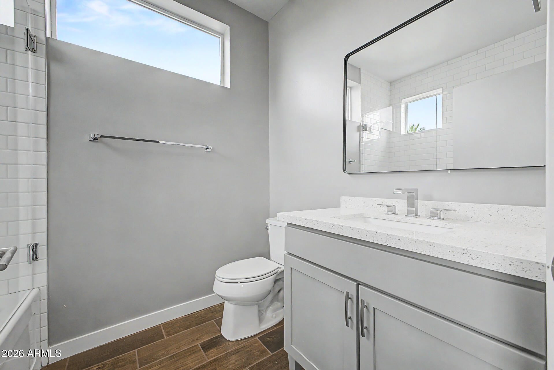 325 East Coronado Road, Unit 20 Phoenix, AZ 85004 - Photo 23 of 40 Guest Bath