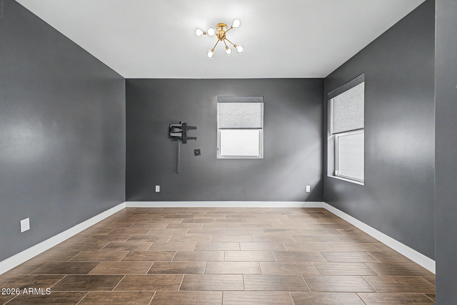 325 East Coronado Road, Unit 20 Phoenix, AZ 85004 - Photo 26 of 41 Den/Office