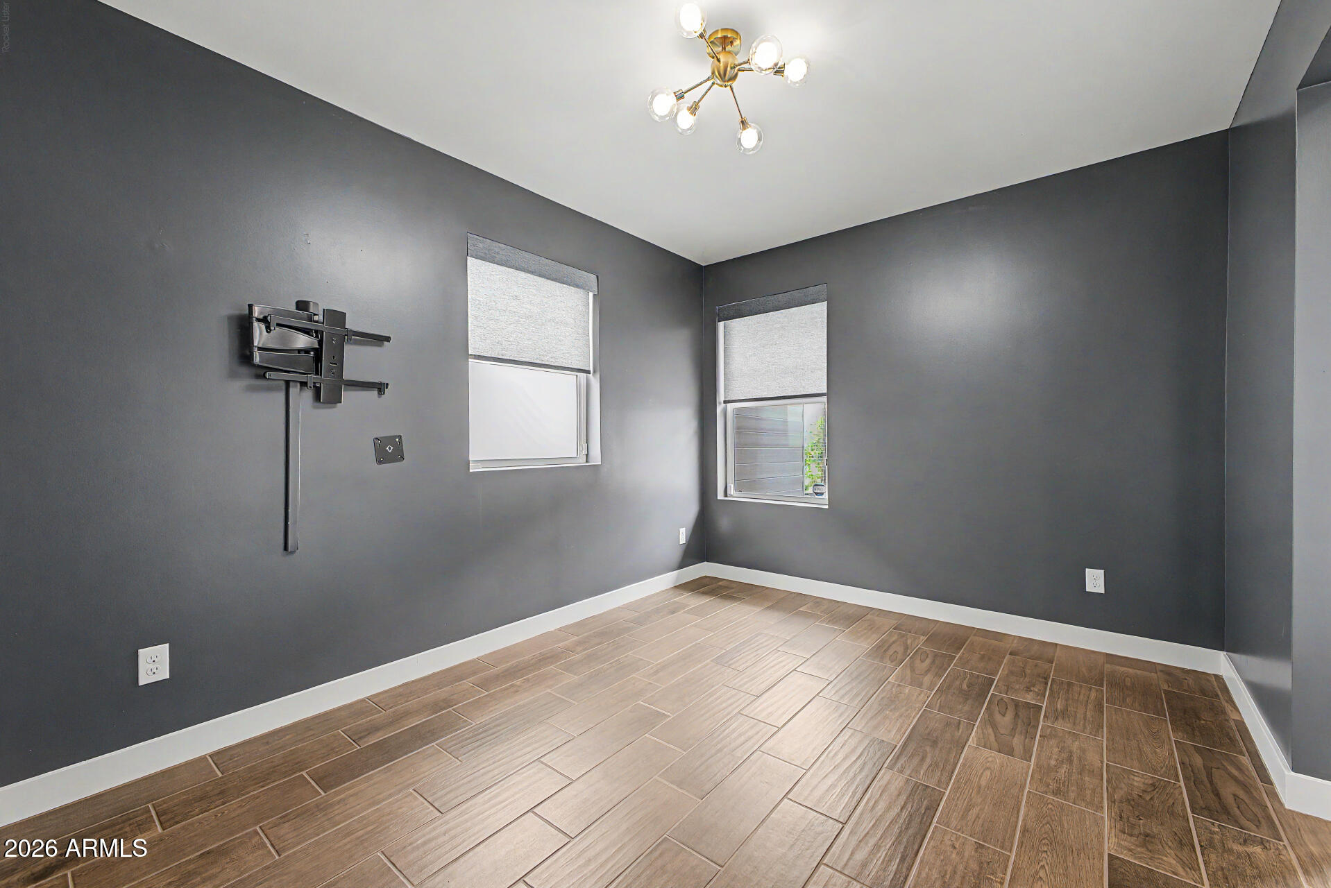 325 East Coronado Road, Unit 20 Phoenix, AZ 85004 - Photo 27 of 41 Den/Office