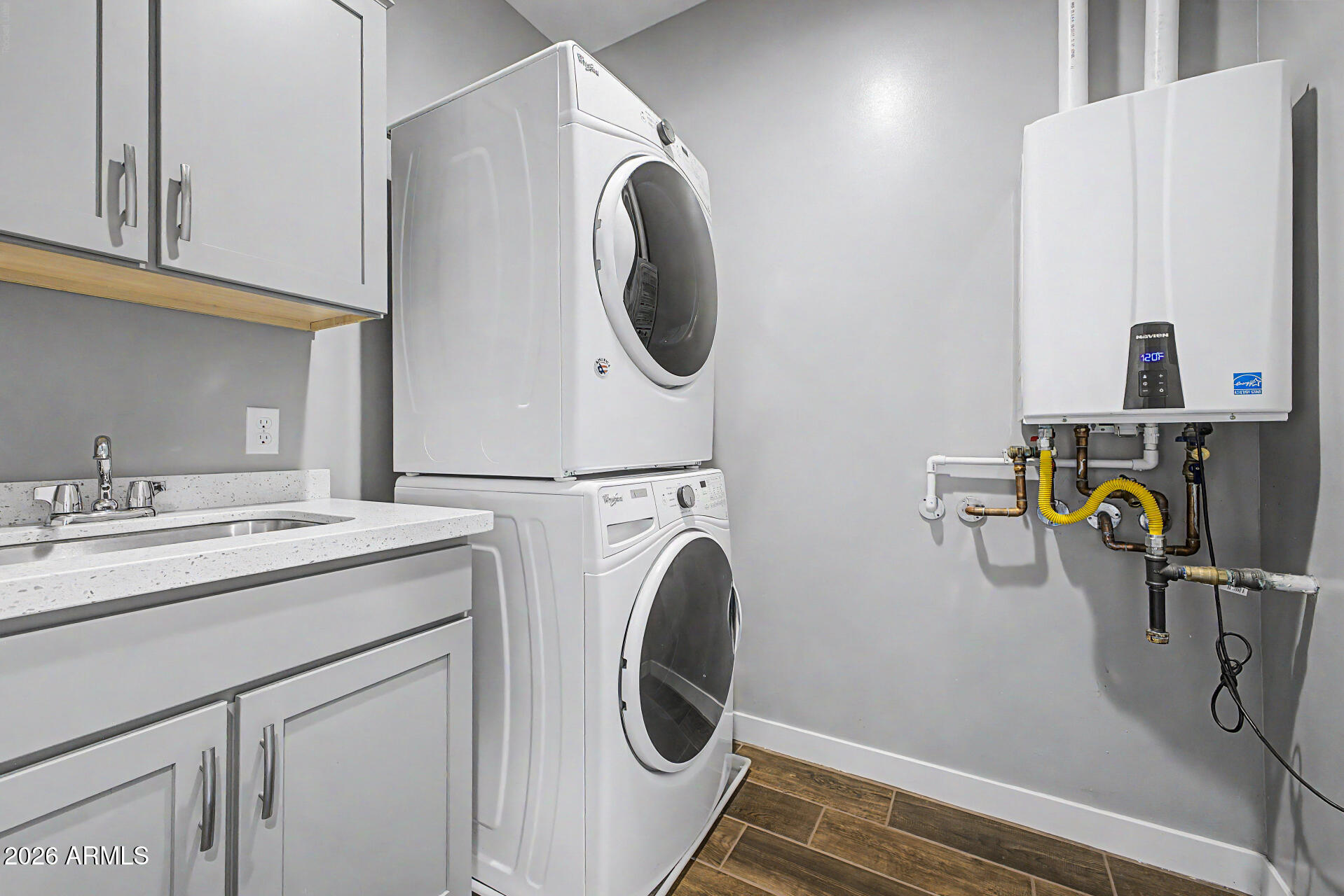 325 East Coronado Road, Unit 20 Phoenix, AZ 85004 - Photo 29 of 41 Upstairs Laundrt Room