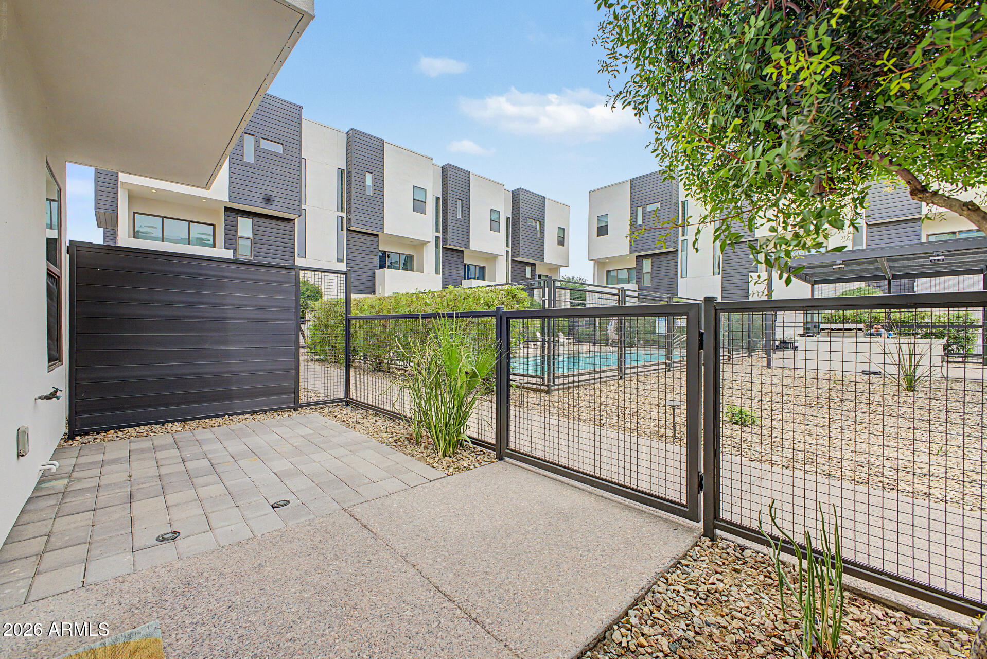 325 East Coronado Road, Unit 20 Phoenix, AZ 85004 - Photo 34 of 41 Front Porch