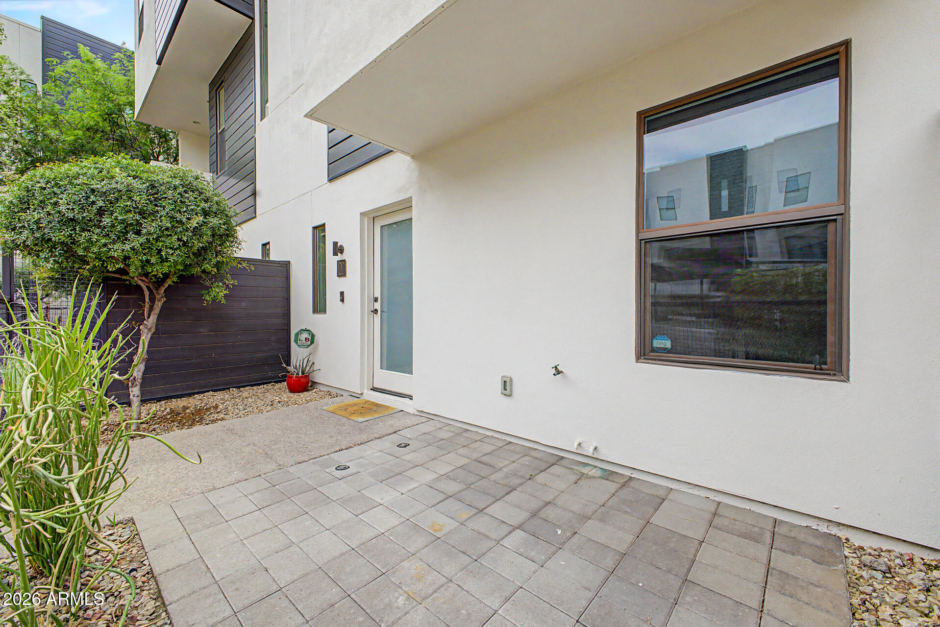 325 East Coronado Road, Unit 20 Phoenix, AZ 85004 - Photo 35 of 41 Front Porch