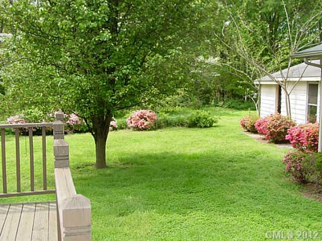 385 Park Road Albemarle, NC 28001 - Photo 3 of 11