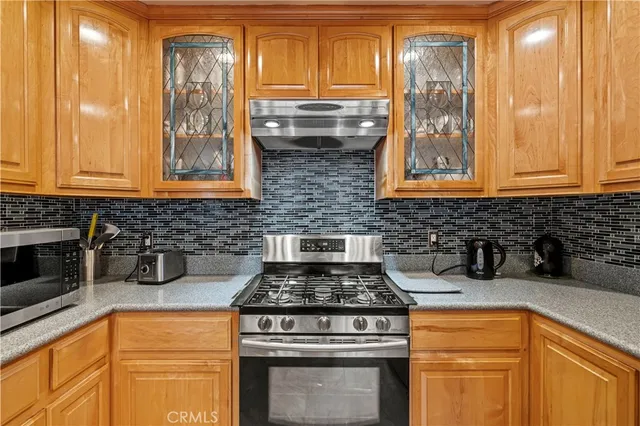 $899,990 | 7463 Mason Avenue, Winnetka, CA 91306