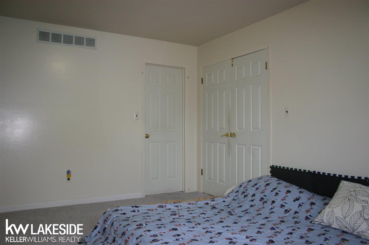 35712 Shell Drive Sterling Heights, MI 48310 - Photo 21 of 47 31326666-20.JPG