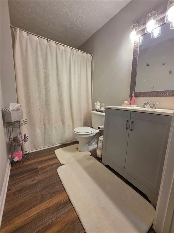 6102 Fairington Ridge Circle Lithonia, GA 30038 - Photo 16 of 22 a bathroom with a sink and a mirror