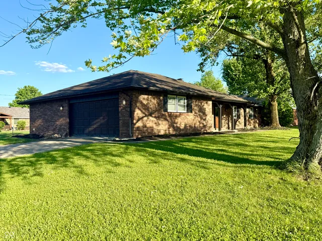 $249,900 | 1328 North 300th Street East, Anderson, IN 46012