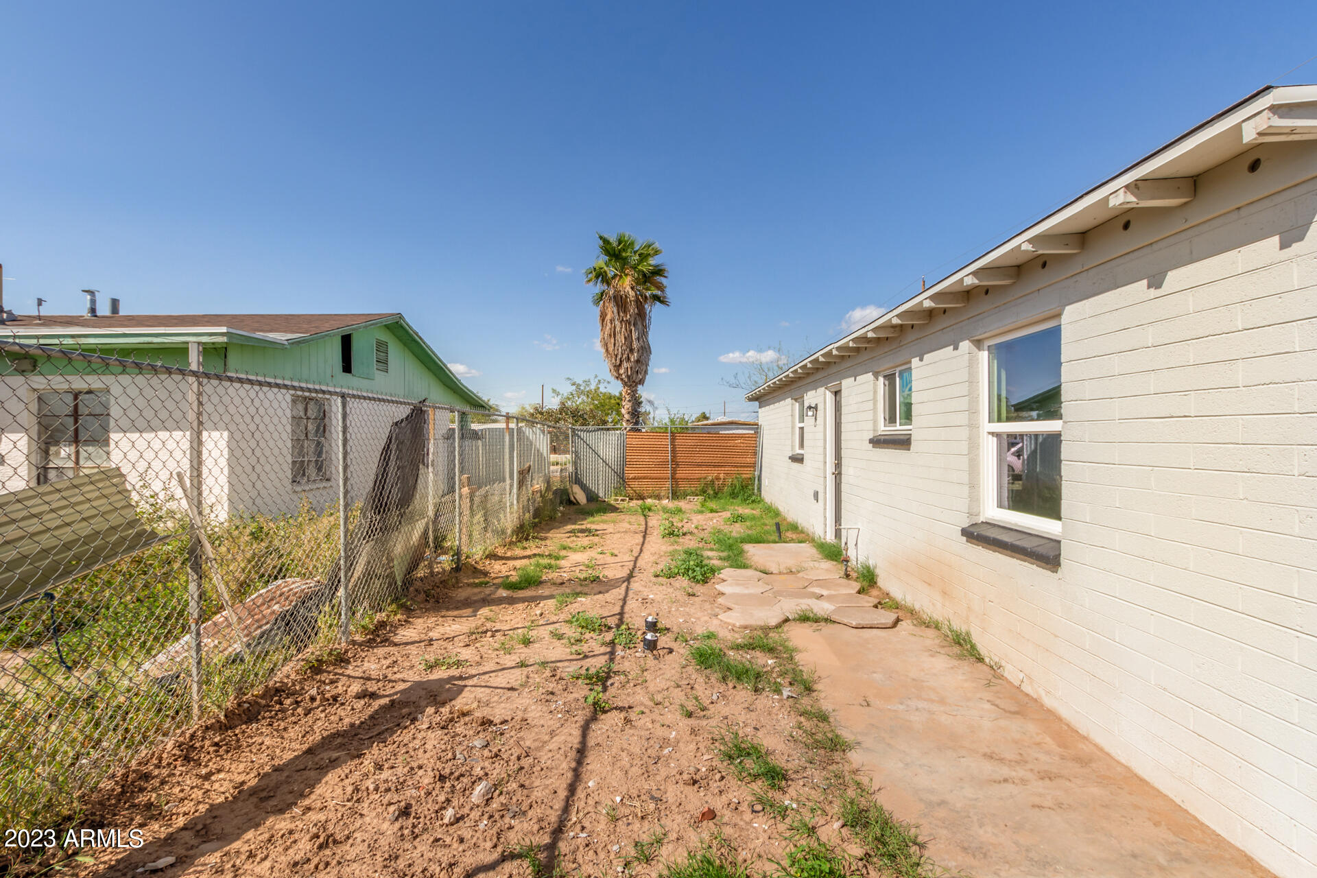1701 West Chipman Road Phoenix, AZ 85041 - Photo 27 of 27 28 - Chipman