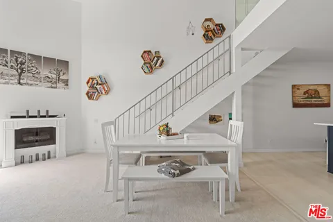 $1,150,000 | 2385 Roscomare Road, Unit F10, Los Angeles, CA 90077