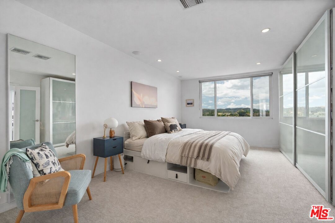 2385 Roscomare Road, Unit F10 Los Angeles, CA 90077 - Photo 21 of 35