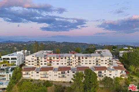 $1,150,000 | 2385 Roscomare Road, Unit F10, Los Angeles, CA 90077
