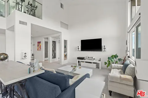 $1,150,000 | 2385 Roscomare Road, Unit F10, Los Angeles, CA 90077