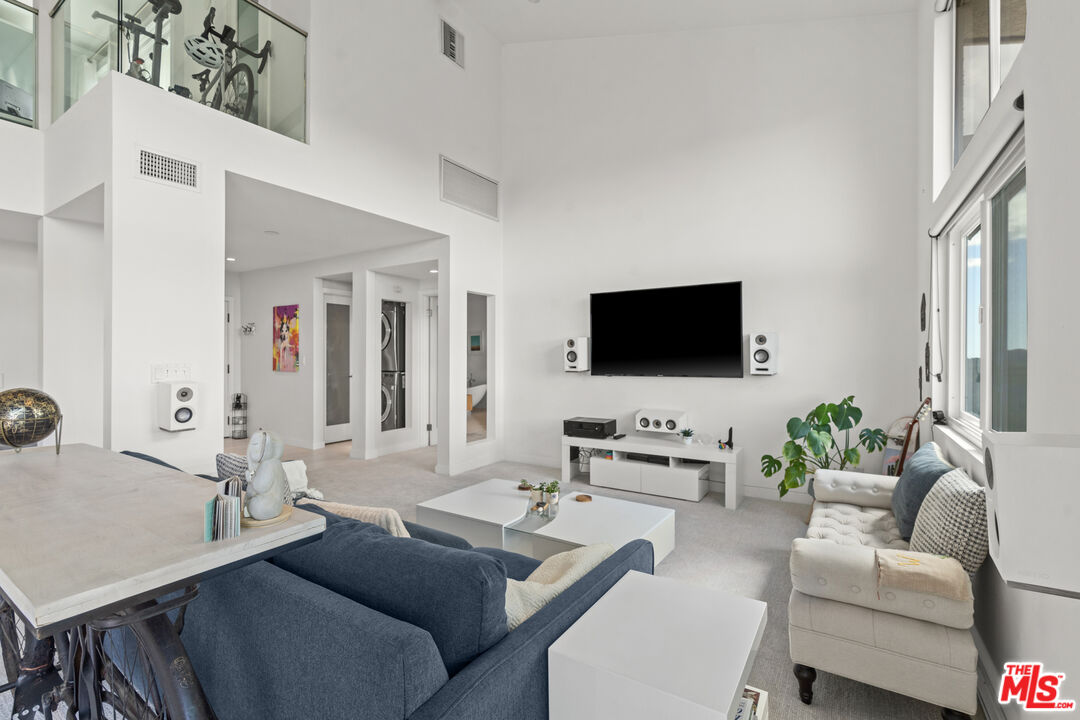 2385 Roscomare Road, Unit F10 Los Angeles, CA 90077 - Photo 6 of 35