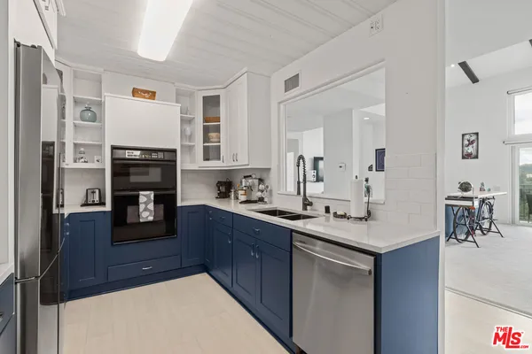 $1,210,000 | Undisclosed Address, Los Angeles, CA 90077