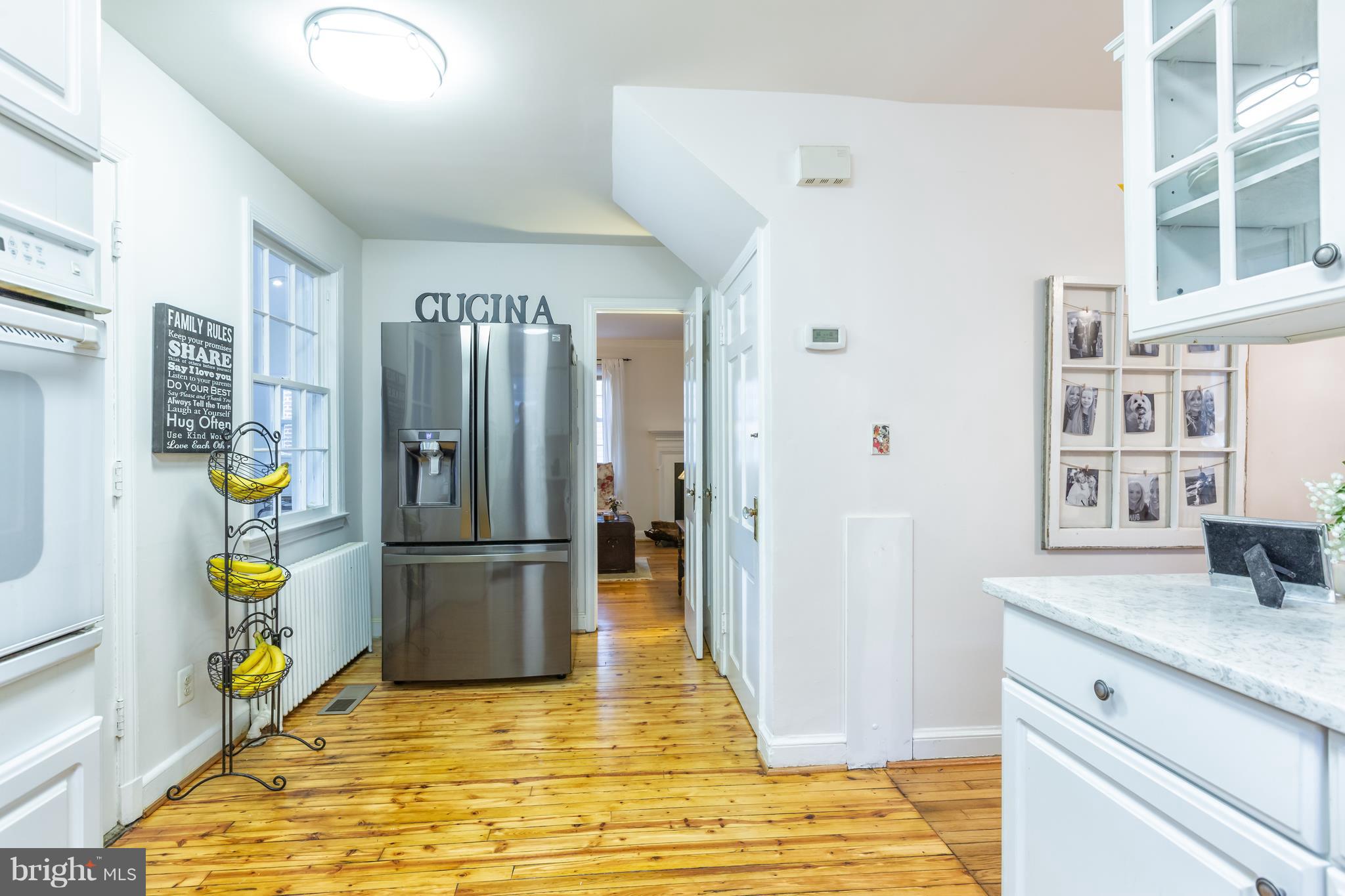 5507 Greentree Road Bethesda, MD 20817 - Photo 12 of 30 SS Appliances and Quartz Countertops