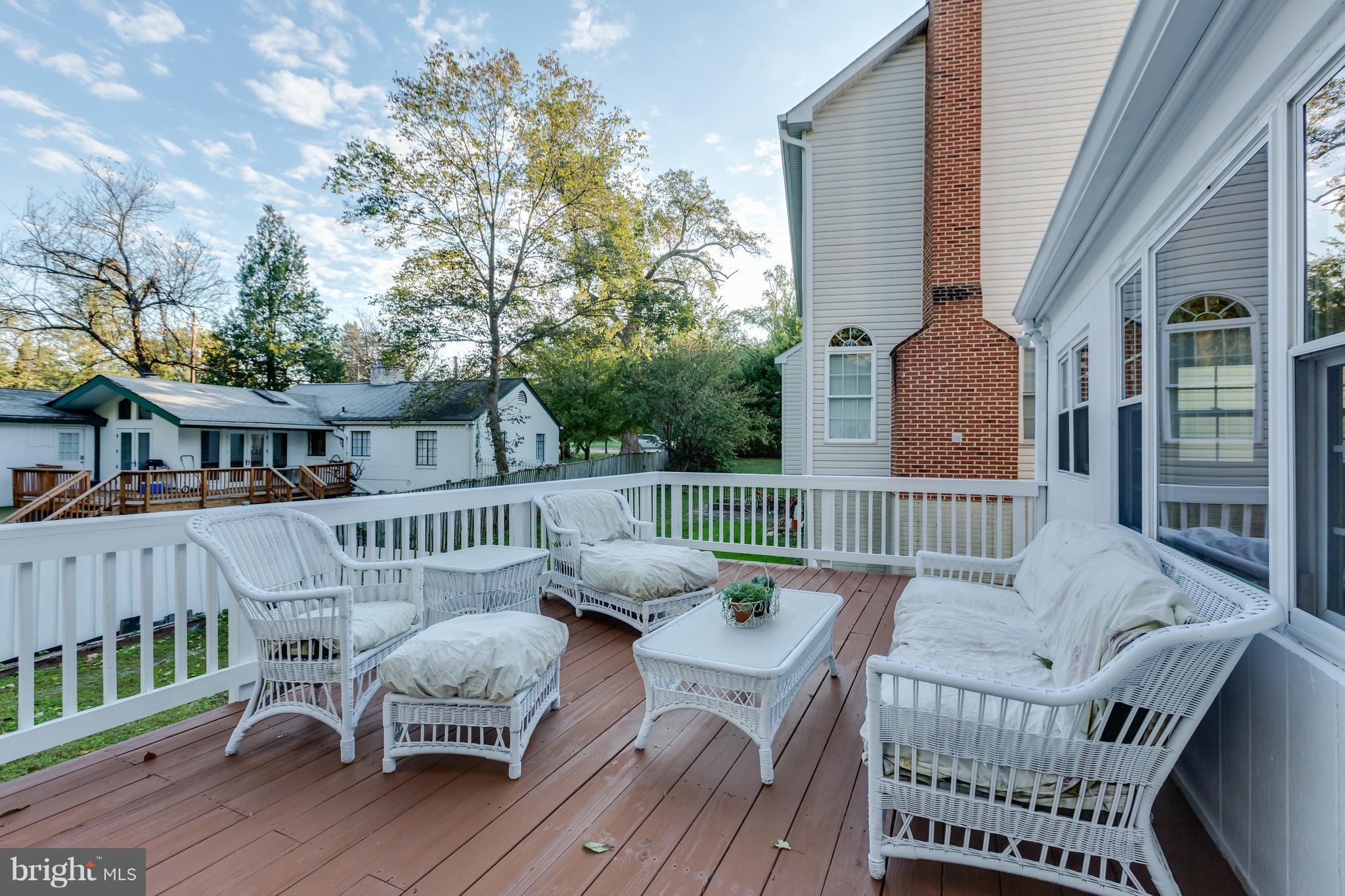 5507 Greentree Road Bethesda, MD 20817 - Photo 15 of 30 Spacious Deck