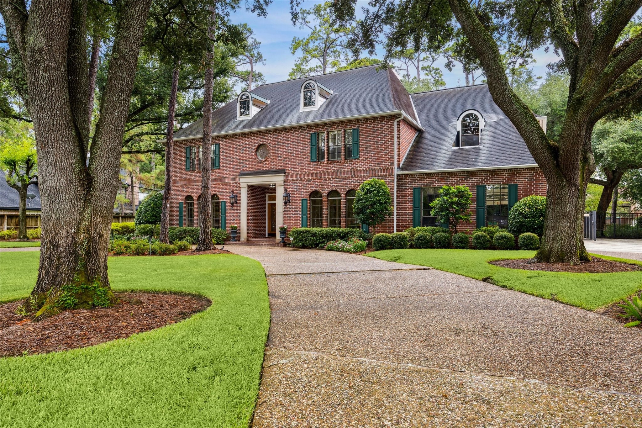 345 Knipp Road Bunker Hill Village, TX 77024 - Photo 2 of 42