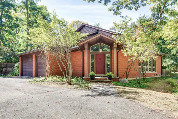 $2,550,000 | 1175 Edgewood Road, Lake Forest, IL 60045