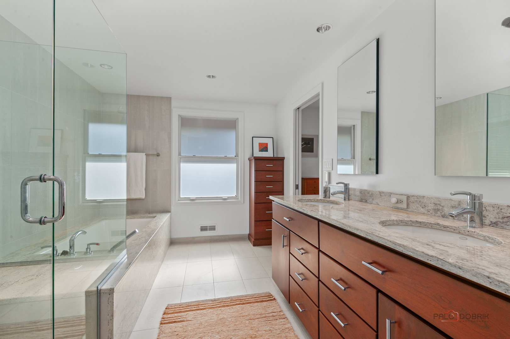 1175 Edgewood Road Lake Forest, IL 60045 - Photo 25 of 42 Gallery Image 25