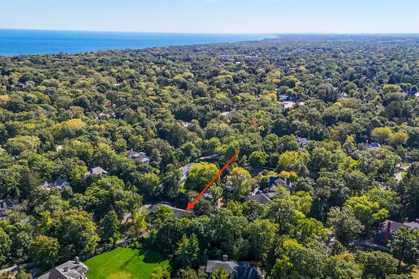 $2,550,000 | 1175 Edgewood Road, Lake Forest, IL 60045