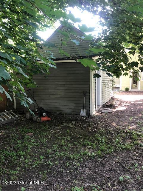 28 North Street Schenectady, NY 12305 - Photo 12 of 78 28 North garage door in only straight se