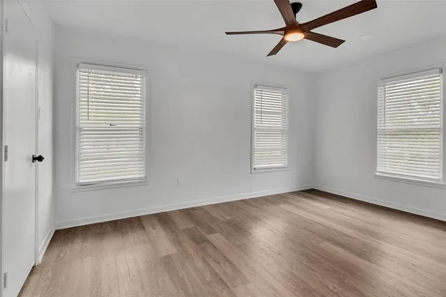 $329,650 | 704 Vine Street, Euless, TX 76040