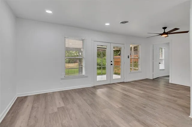 $329,650 | 704 Vine Street, Euless, TX 76040