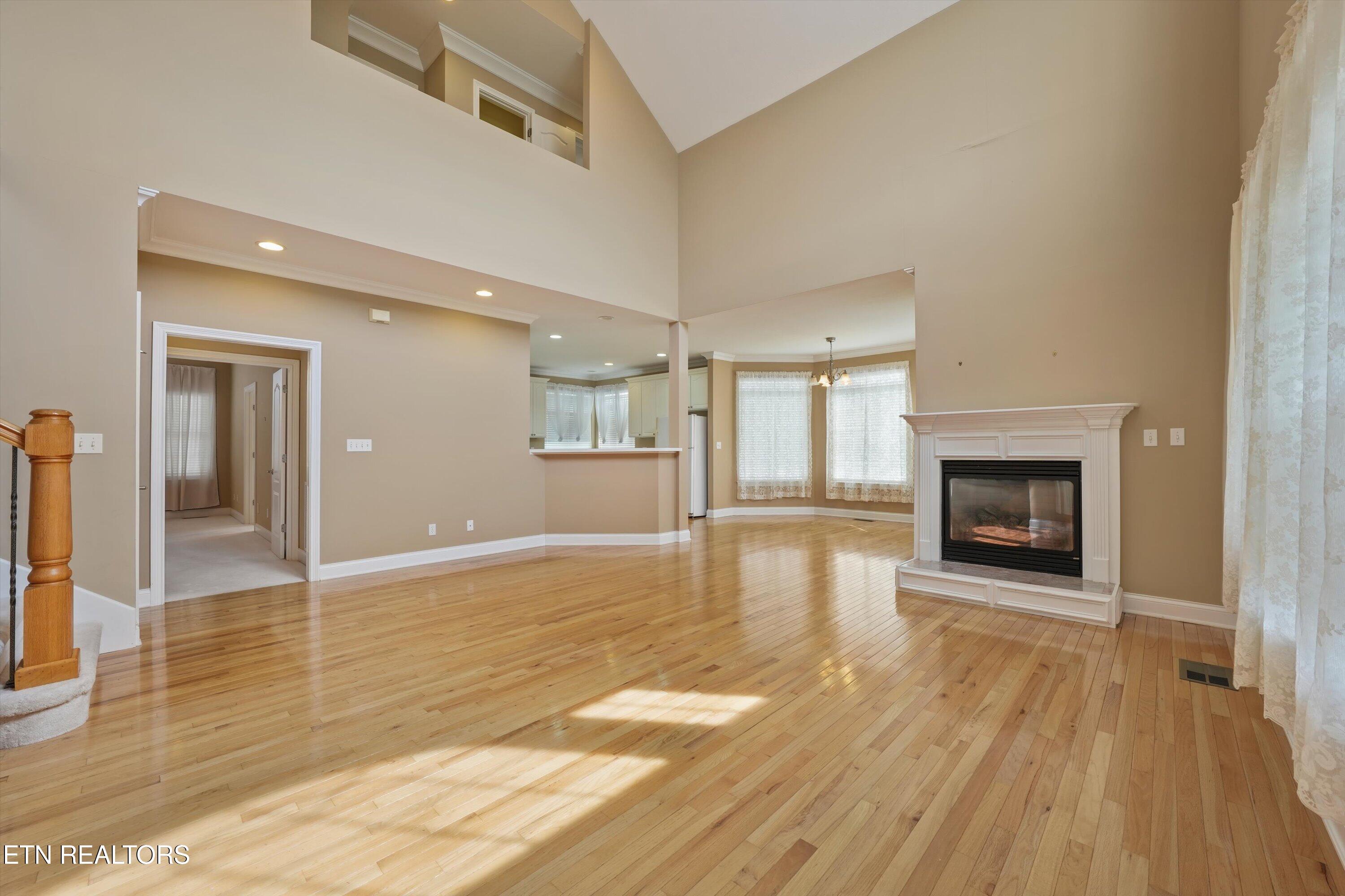 161 Liberty Court Oak Ridge, TN 37830 - Photo 2 of 45 Great Room