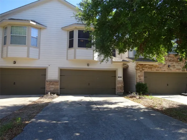 $1,600 | 4918 Landward Lane, Houston, TX 77086