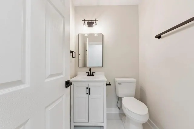 $2,800 | 2136 Commander Road, North Charleston, SC 29405