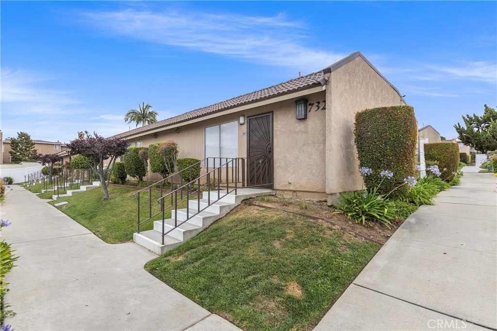 732 West Lambert Road, Unit 34 La Habra, CA 90631 - Photo 2 of 18
