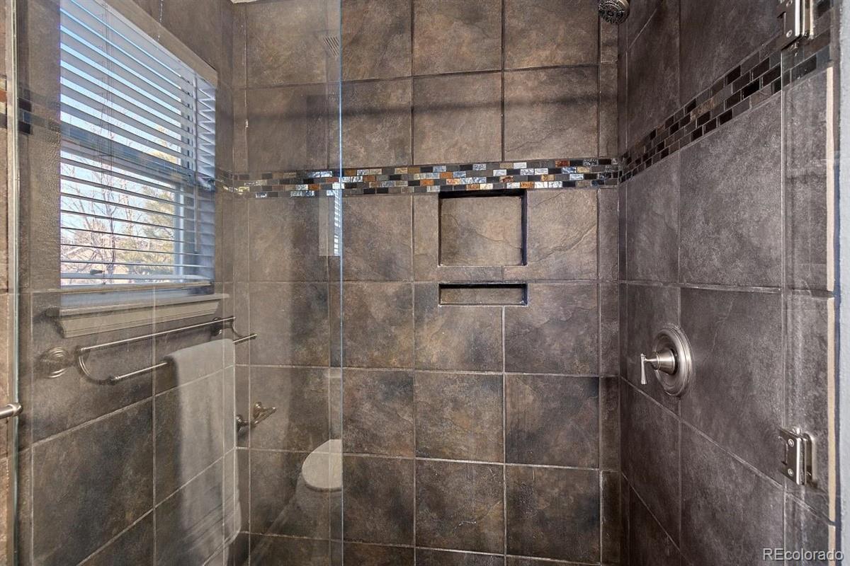 9653 South Castle Ridge Circle Highlands Ranch, CO 80129 - Photo 18 of 26